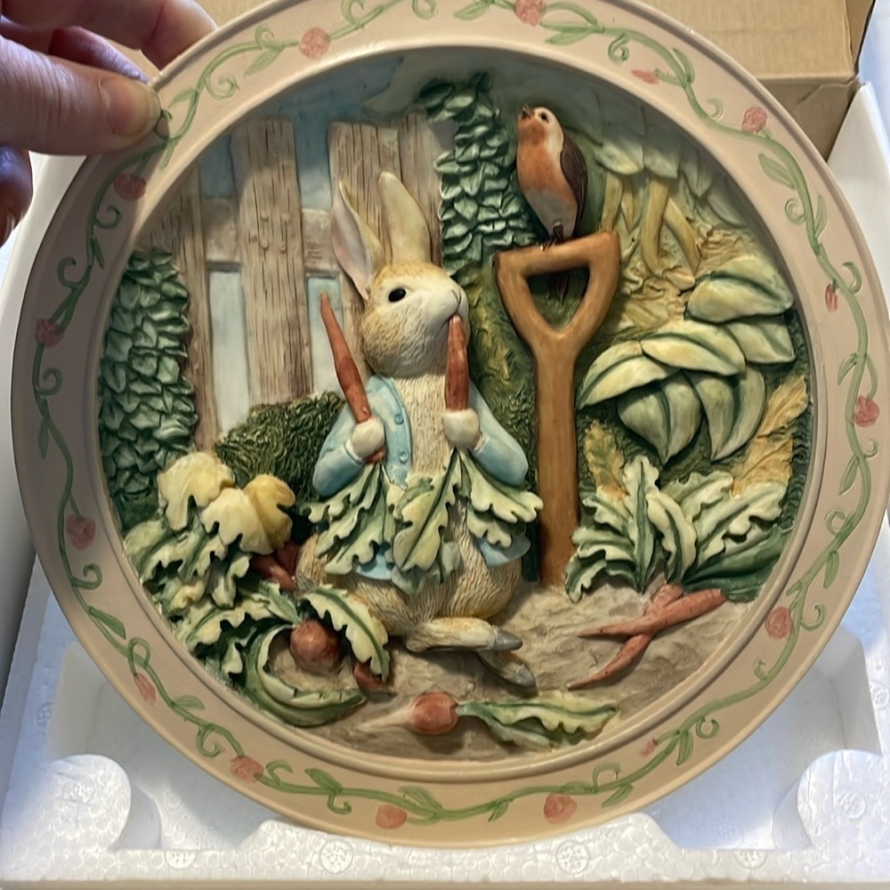 Davenport Beatrix Potter Limited Edition Plate-THE TALE OF PETER RABBIT